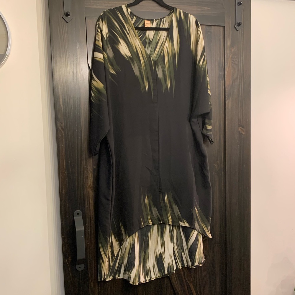 Smash + Tess Black and Green Patterned Kaftan